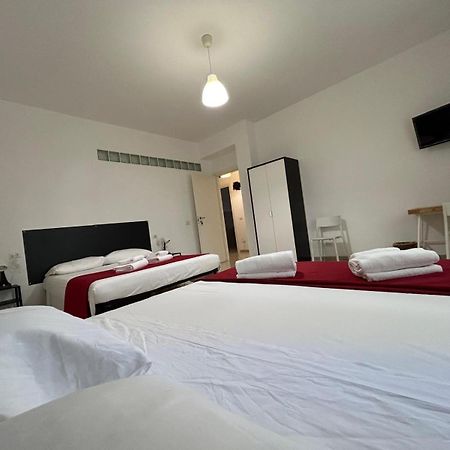 Peppe'S Bed Hotel Rome Exterior photo